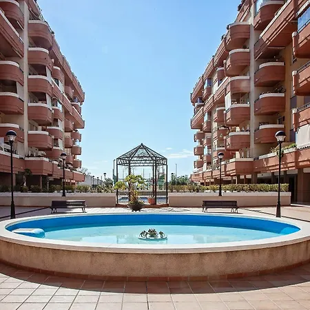 Apart. Con Piscina Frente Al Mar *